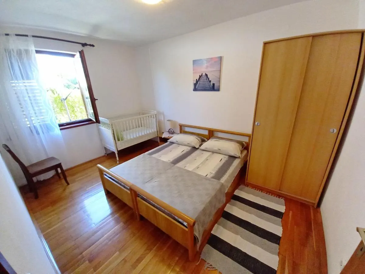 Apartment Toni Valbandon Fazana