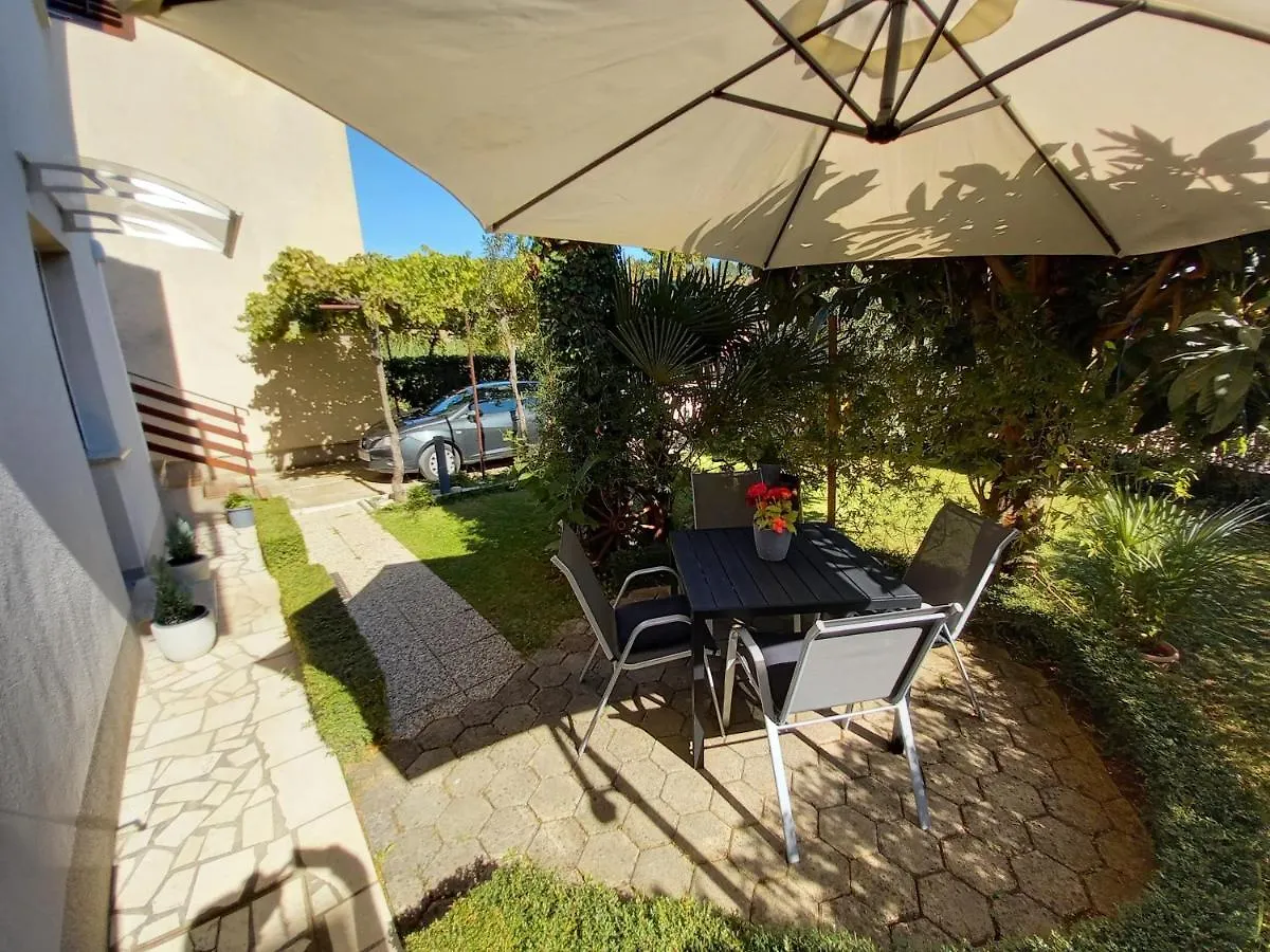 Apartment Toni Valbandon Fazana Croatia