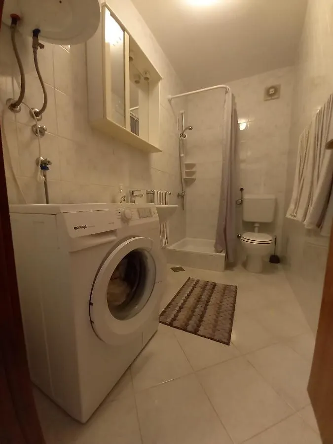 Apartment Toni Valbandon Fazana 0*,  Croatia