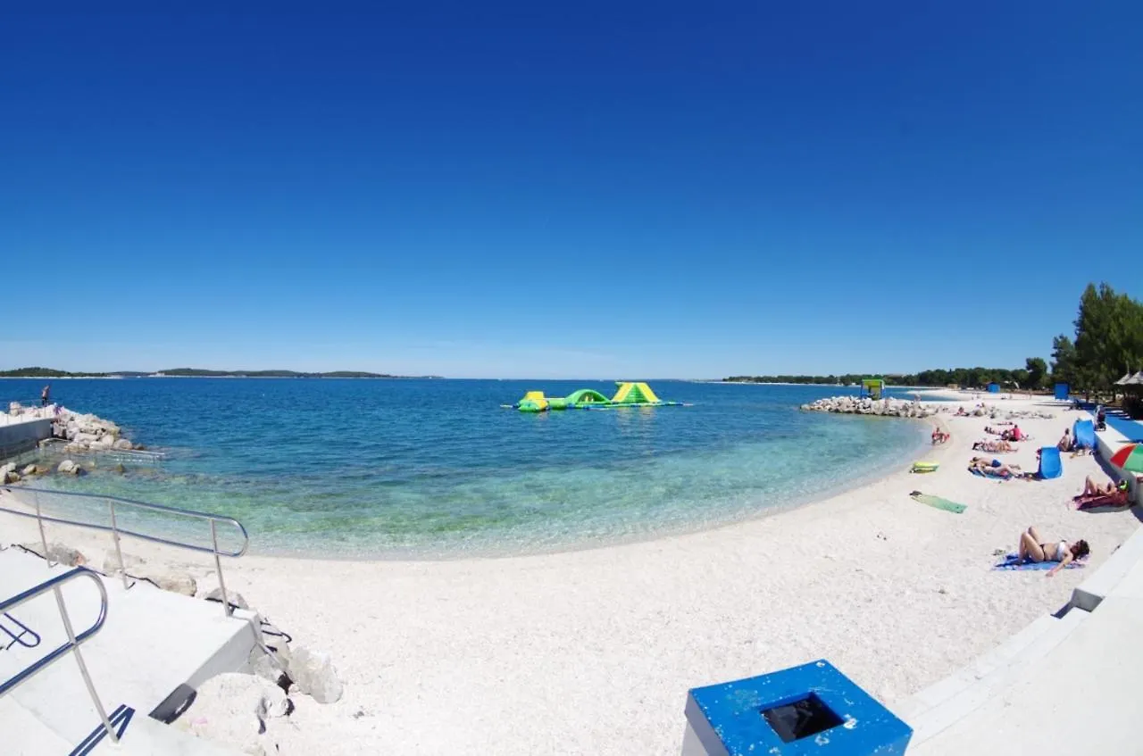 Apartment Toni Valbandon Fazana Croatia