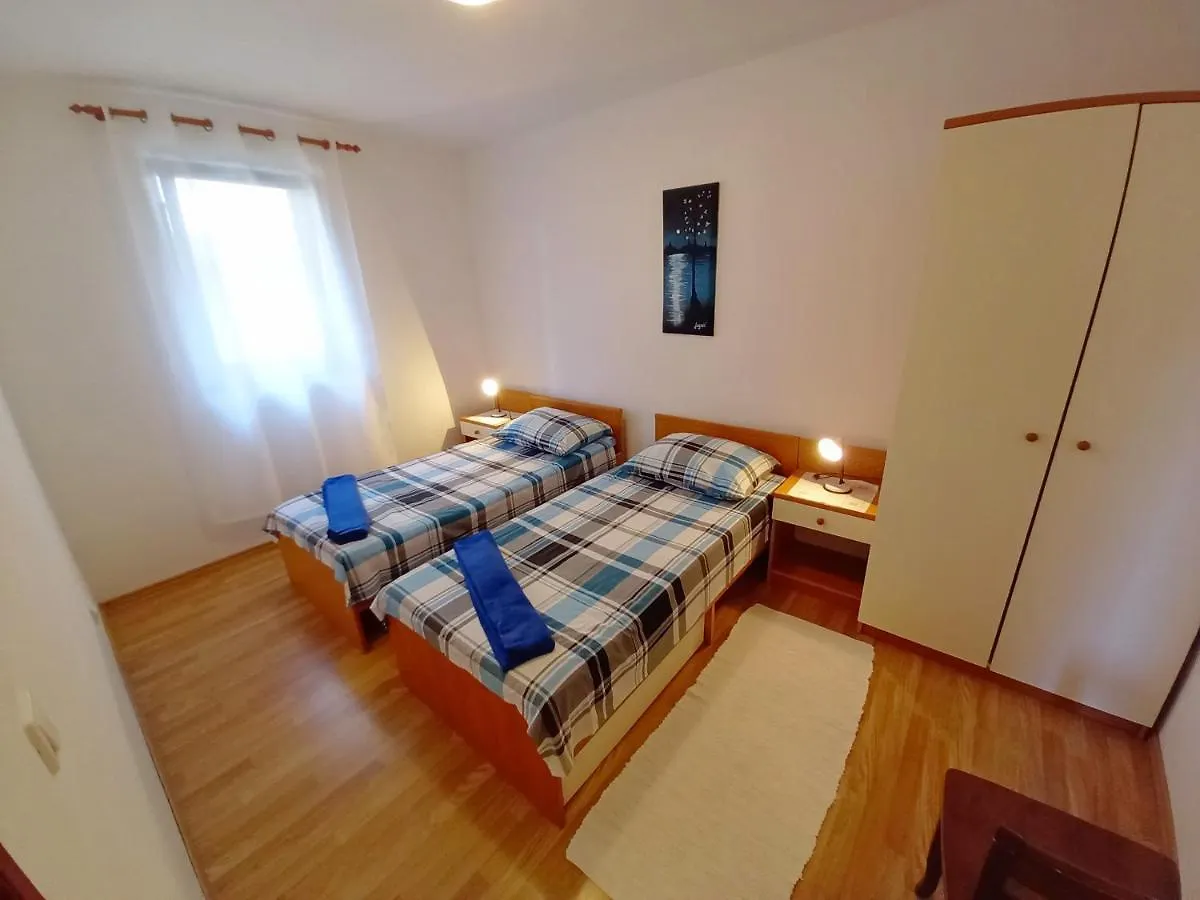 Apartment Toni Valbandon Fazana